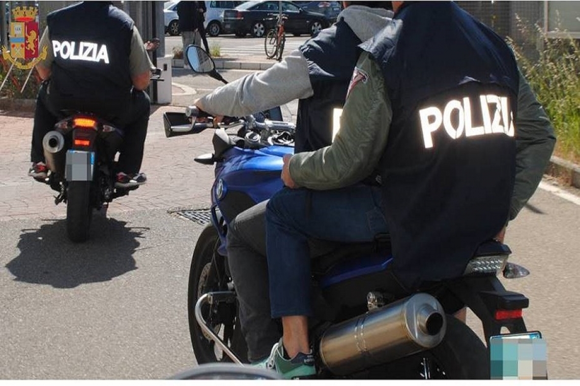Tamburi, scoperta piazza di spaccio: arrestato 27enne 