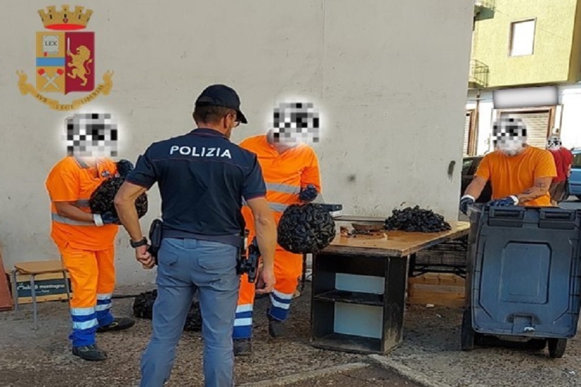 50 chili di mitili abusivi sequestrati, nei guai ristorante di Taranto Vecchia
